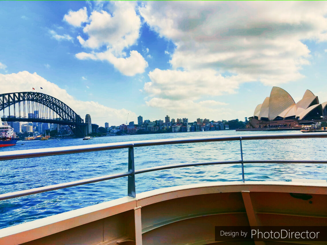 Sydney views from ferry